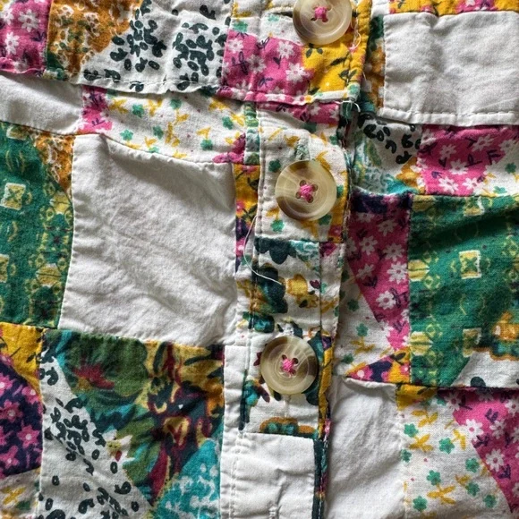 Pilcro - 🧵 Colorful Patchwork Button swing top - Picture 2 of 7